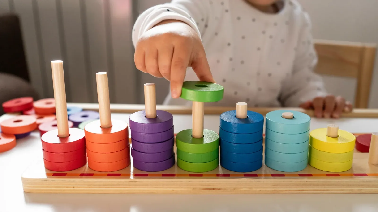 Century-Old Montessori Tops Modern Preschools in Key Skills